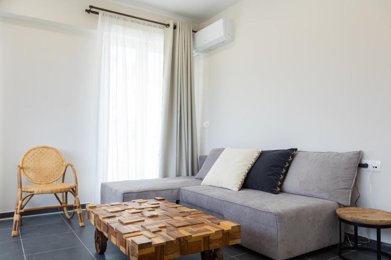 Konstantino'S Corfu Marina View Apartment Kontokali Exterior foto