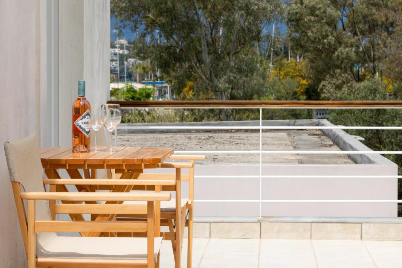 Konstantino'S Corfu Marina View Apartment Kontokali Exterior foto