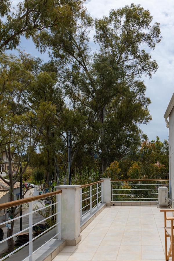 Konstantino'S Corfu Marina View Apartment Kontokali Exterior foto